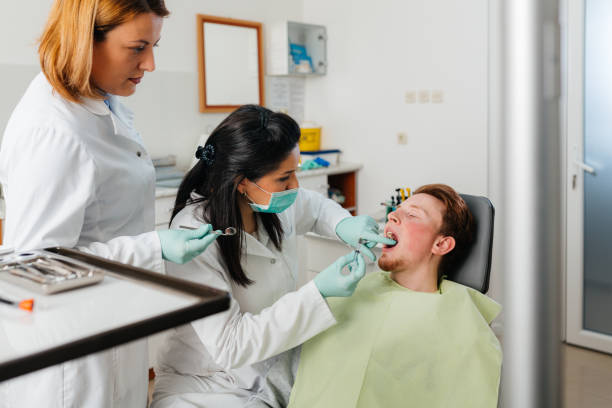 Best Emergency Root Canal Treatment in Ford Heights, IL